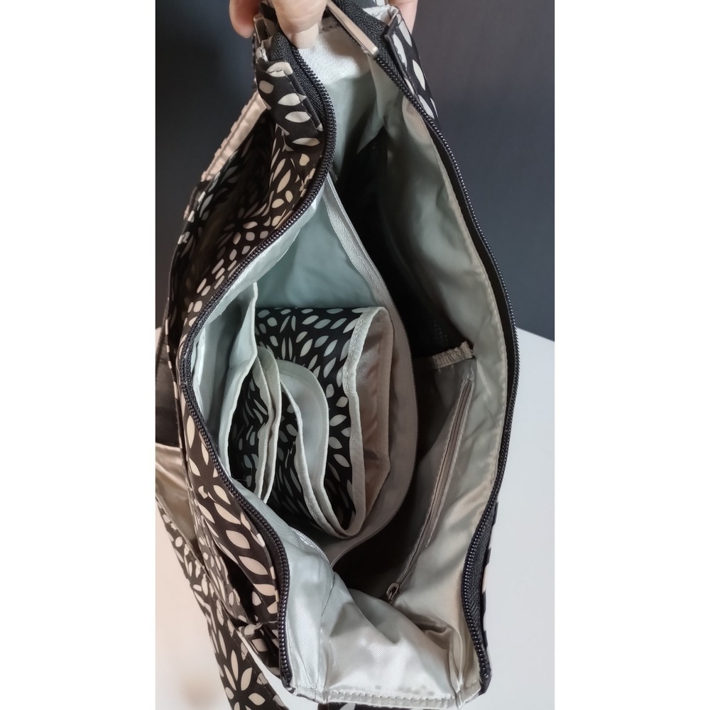 JU JU BE  Be Prepared Diaper Bag – Black & White Floral Pattern w/ Changing pad - Picture 3 of 11